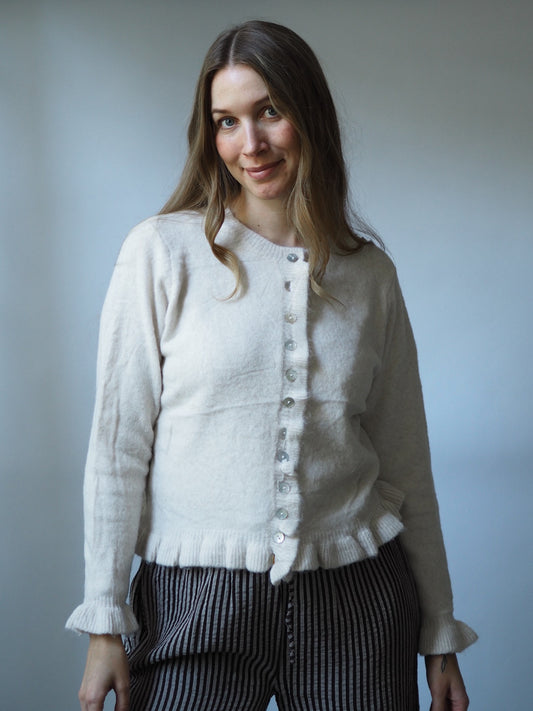 FALL ROMANCE CARDIGAN