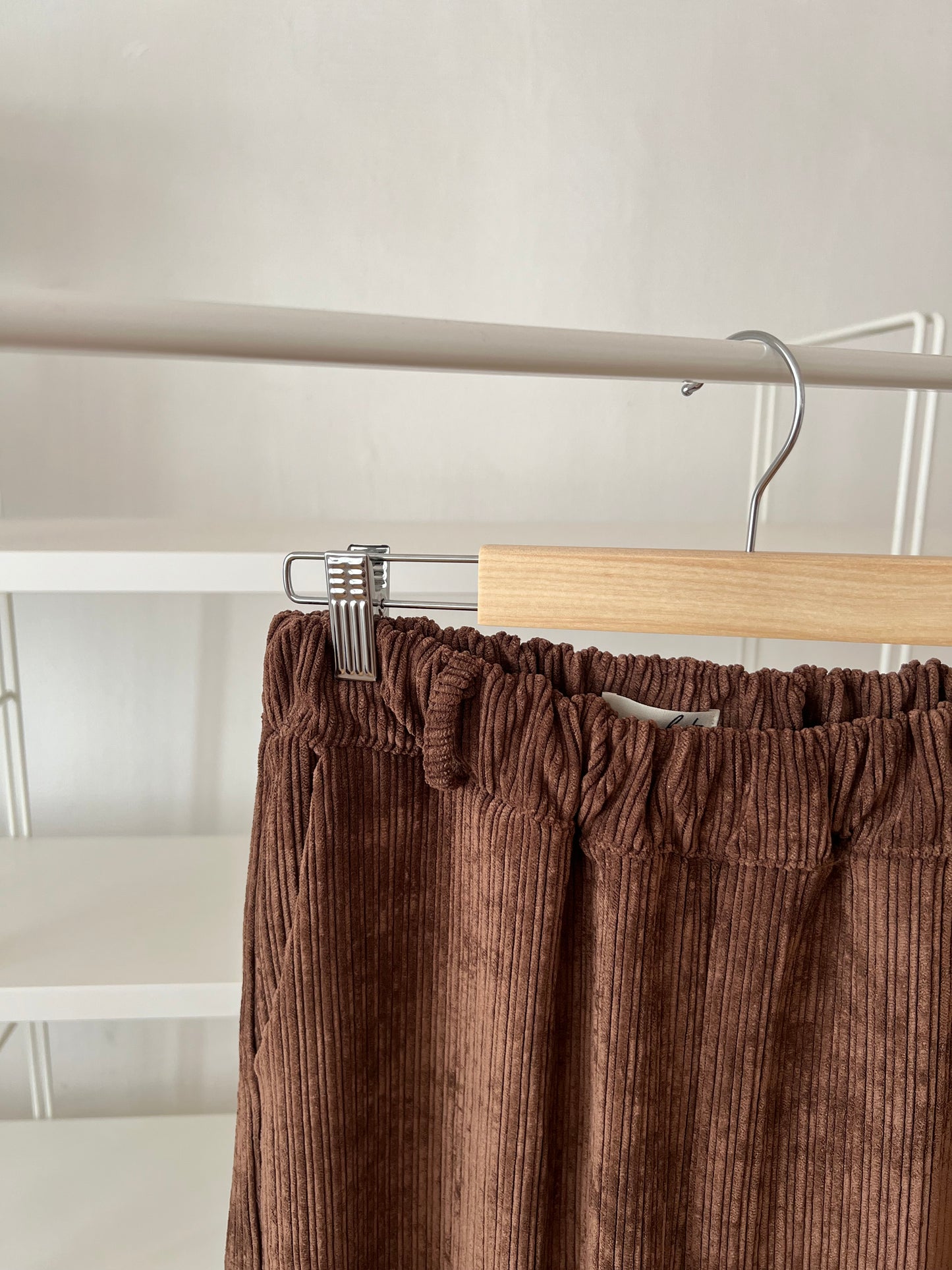 AUTUMN WIDE-LEG CORD PANTS