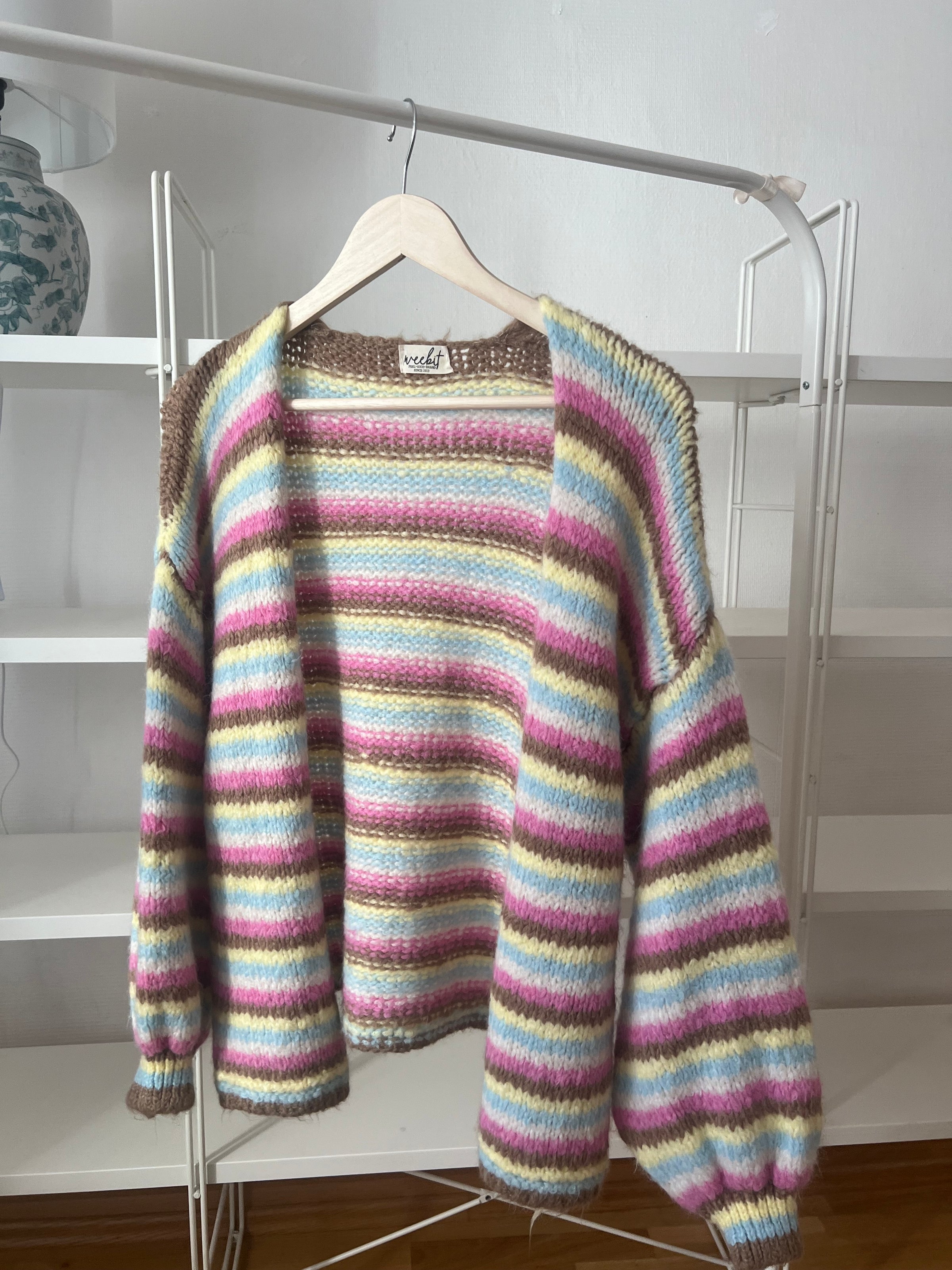 CARDIGAN ‚STRIPES & BLOOM‘