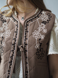 BOHO WESTE MIT STICKEREI