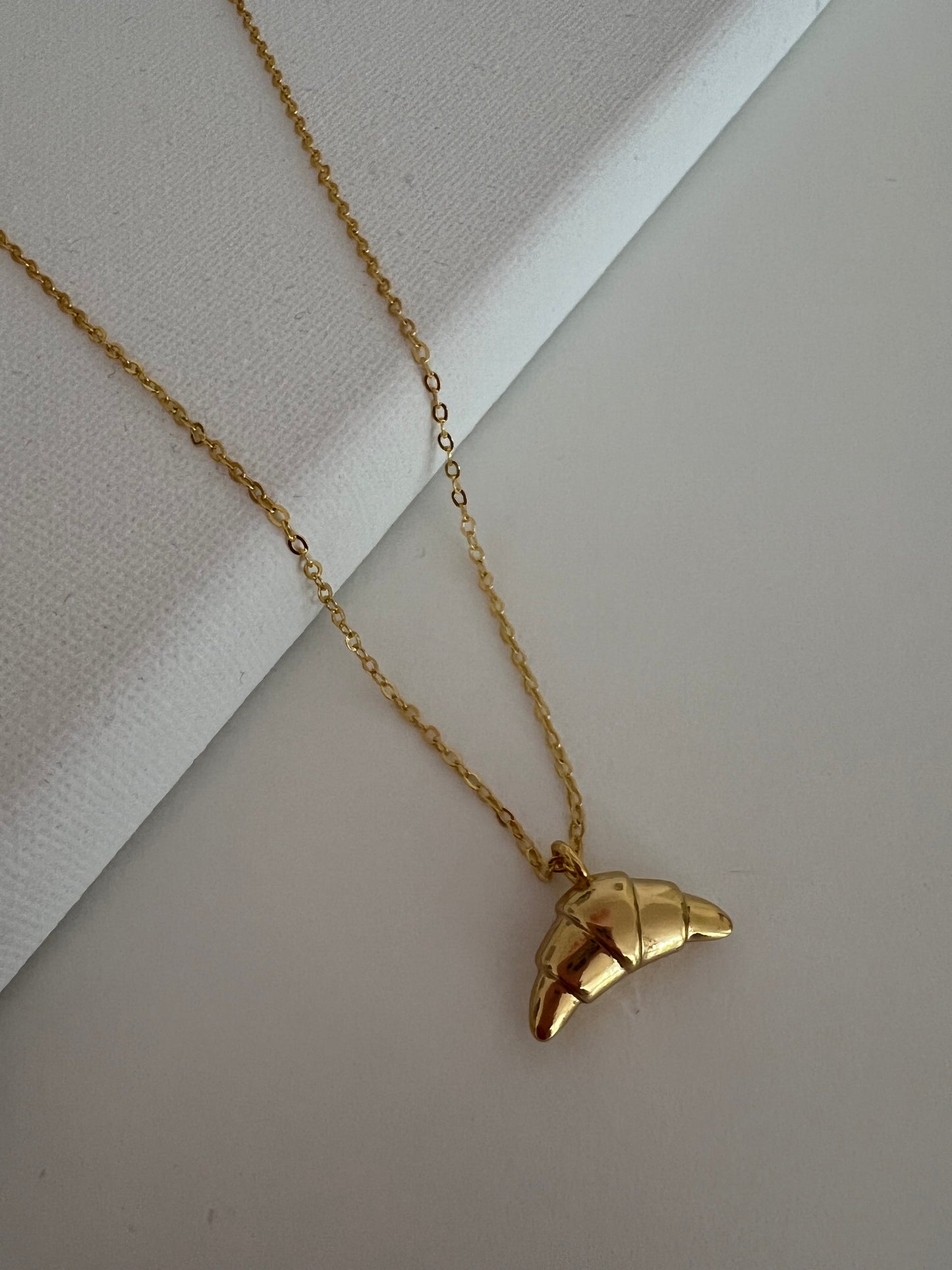 HALSKETTE | CROISSANT