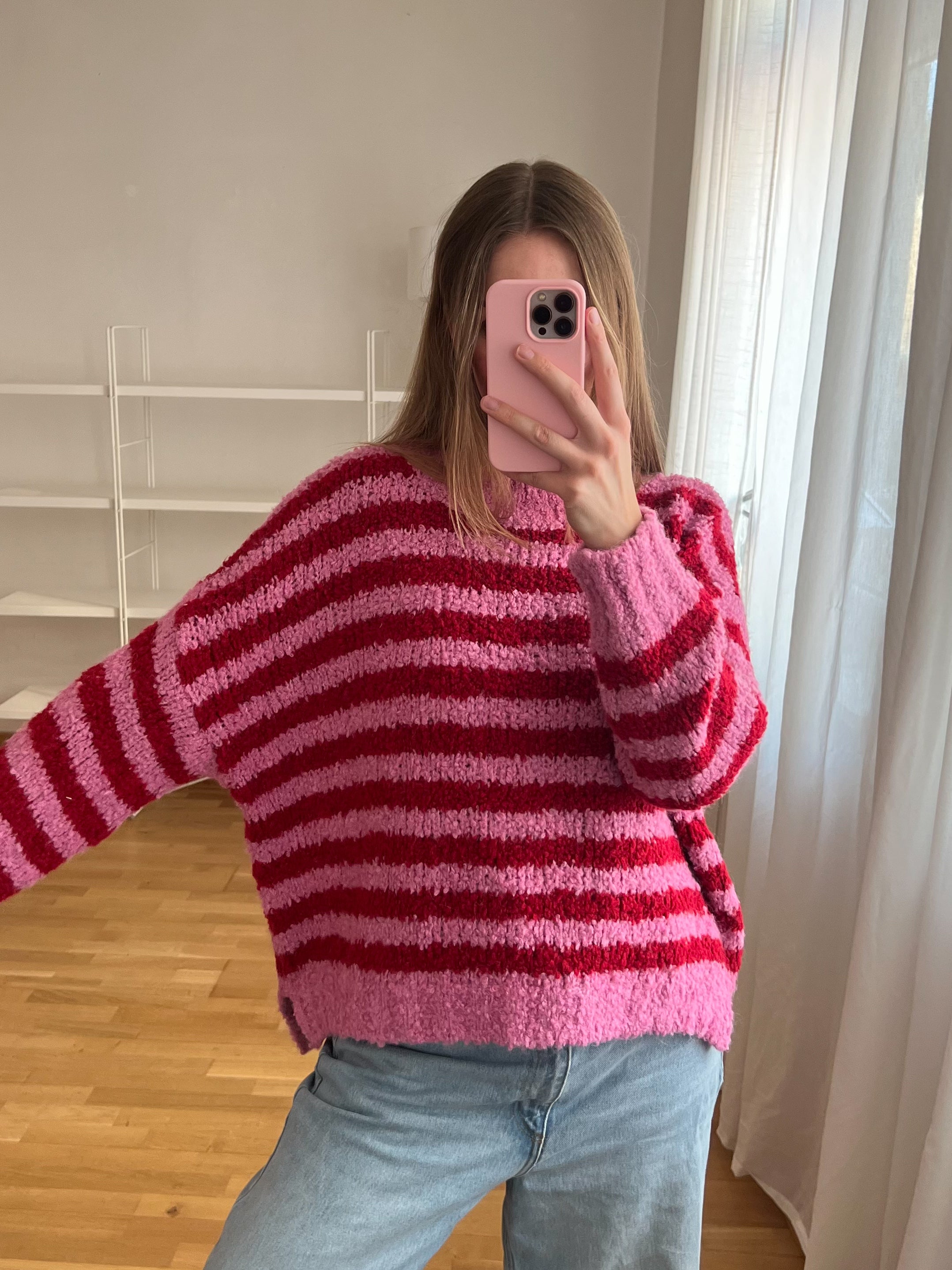 COZY STRIPES BOUCLÉ PULLOVER