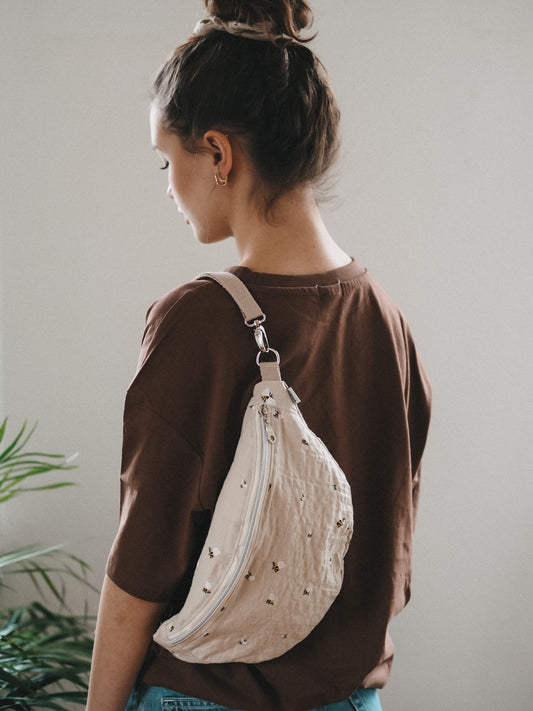 BUMBAG | SEERSUCKER BEES