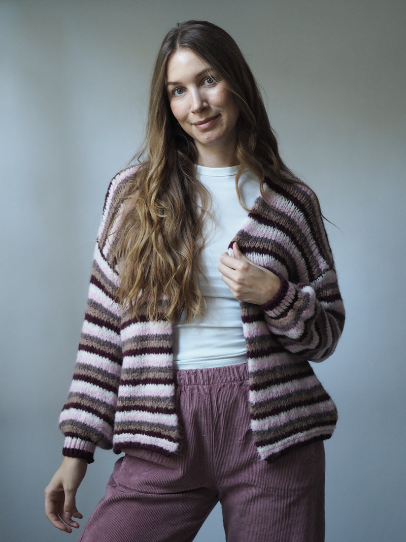 CARDIGAN ‚STRIPES & BLOOM‘