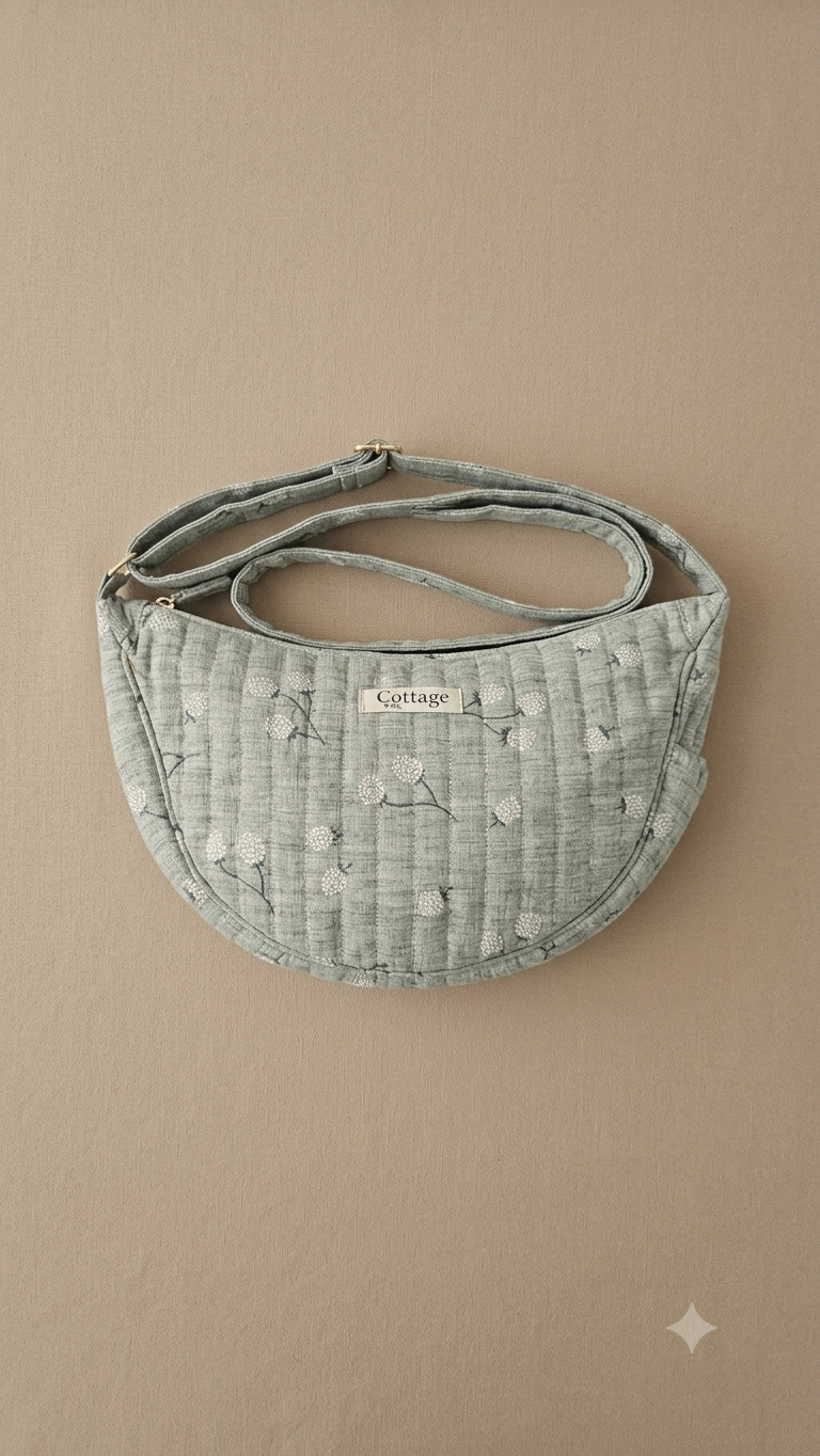 Halfmoon Bag - DAISY