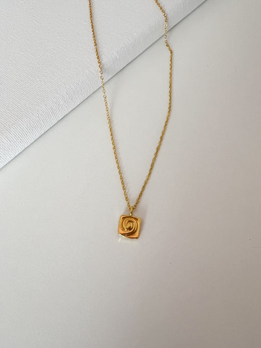 HALSKETTE ‚ZIMTSCHNECKE‘