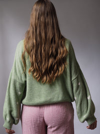 SWEETHEART SWEATER