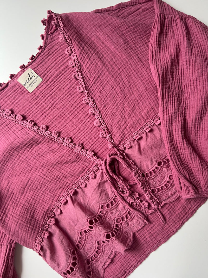 MUSSELIN-BLUSE MIT SPITZENBORTE | SOPHIA