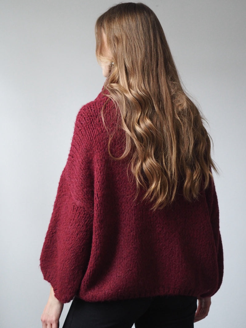 OVERSIZE STRICKPULLOVER MIT DICKEM ROLLKRAGEN