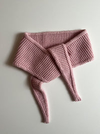 COZY MINI KNIT SCARF - HELLROSA