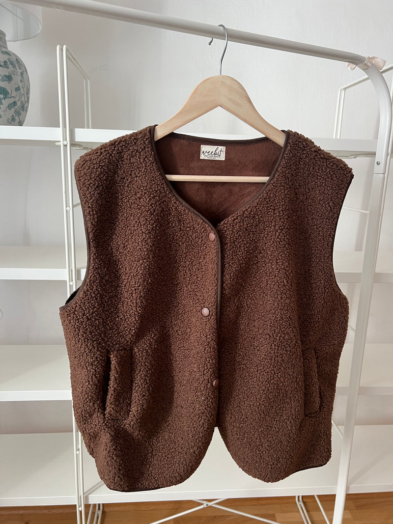 TEDDY WESTE | BRAUN
