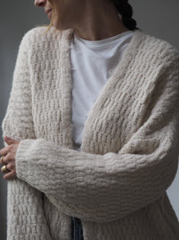 FLAUSCHIGE STRICKJACKE | OFF WHITE | DARLA