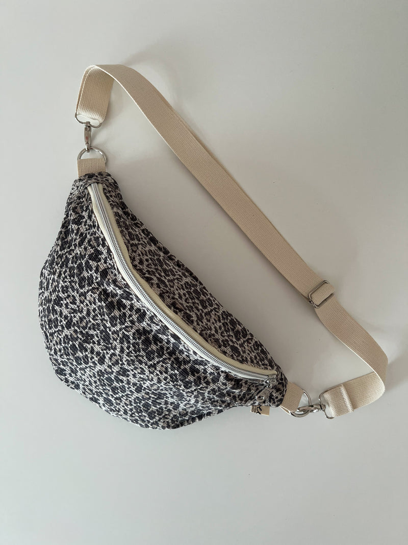 BUMBAG ‚LEO CORD‘