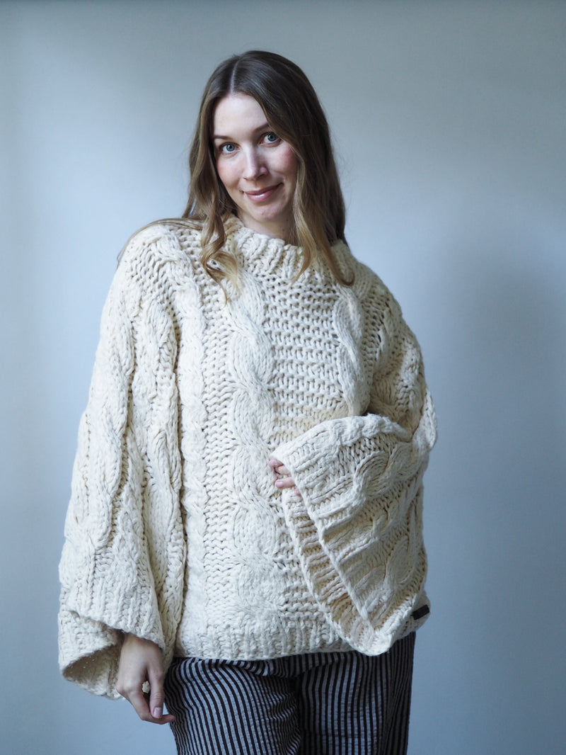 LIMITED HANDMADE COZY KNIT SWEATER