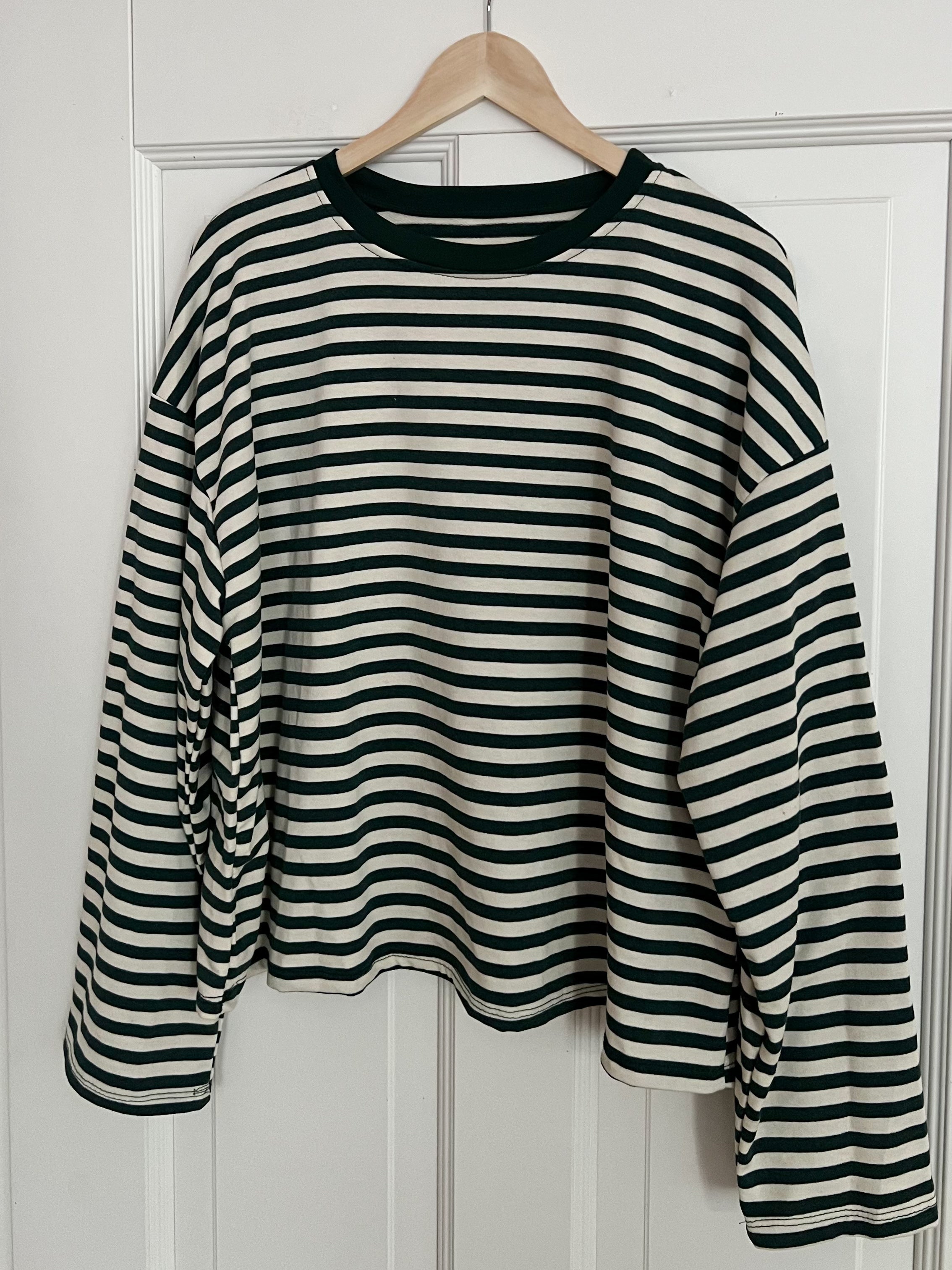 FOREST STRIPES LONGSLEEVE DUNKELGRÜN/CREME