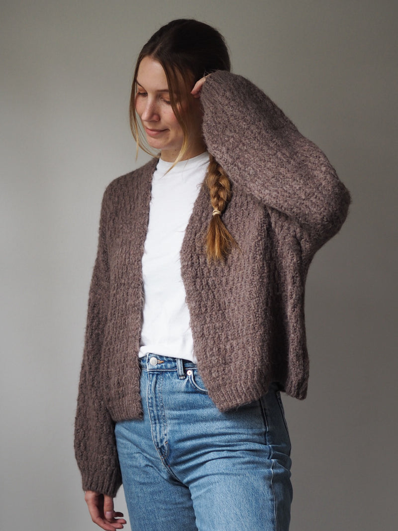 FLAUSCHIGE STRICKJACKE | HELLBRAUN | DARLA