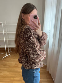 CHUNKY CROCHET CARDIGAN