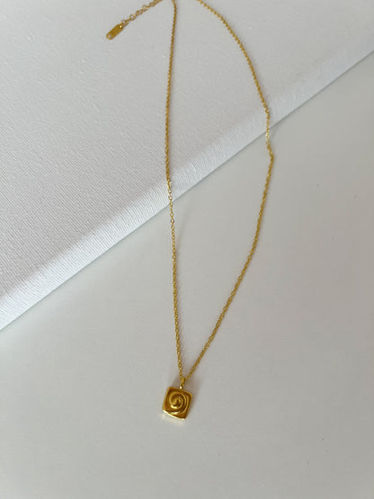 HALSKETTE ‚ZIMTSCHNECKE‘