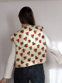 Strawberry Bloom Weste