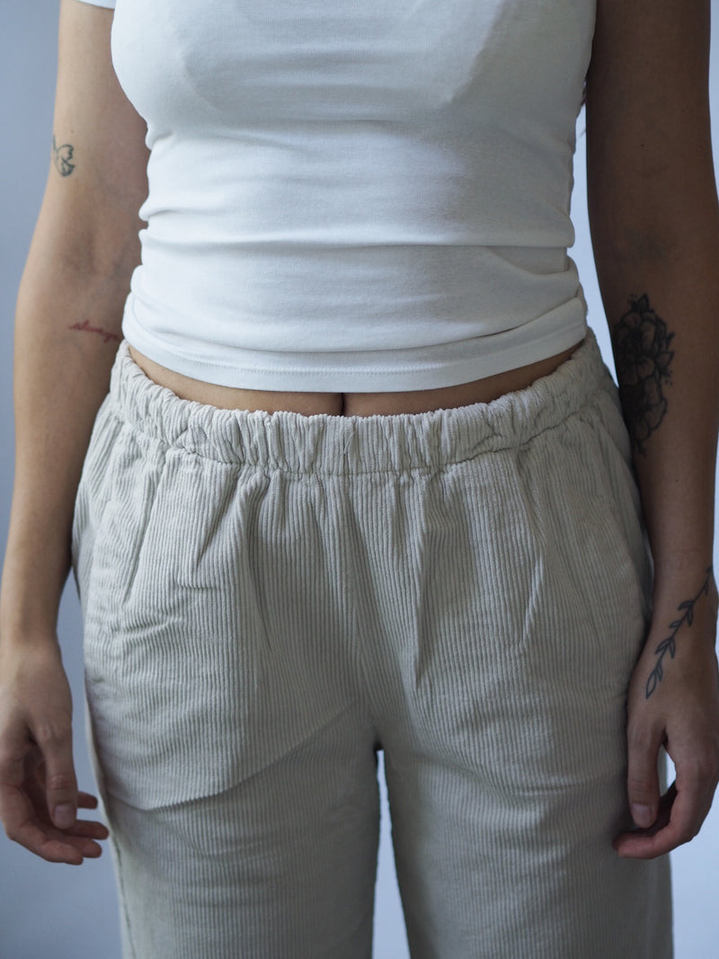 EVERYDAY CORD PANTS
