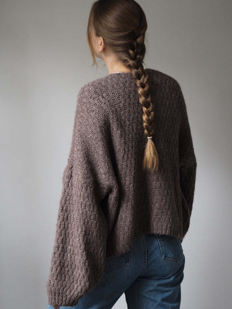 FLAUSCHIGE STRICKJACKE | HELLBRAUN | DARLA