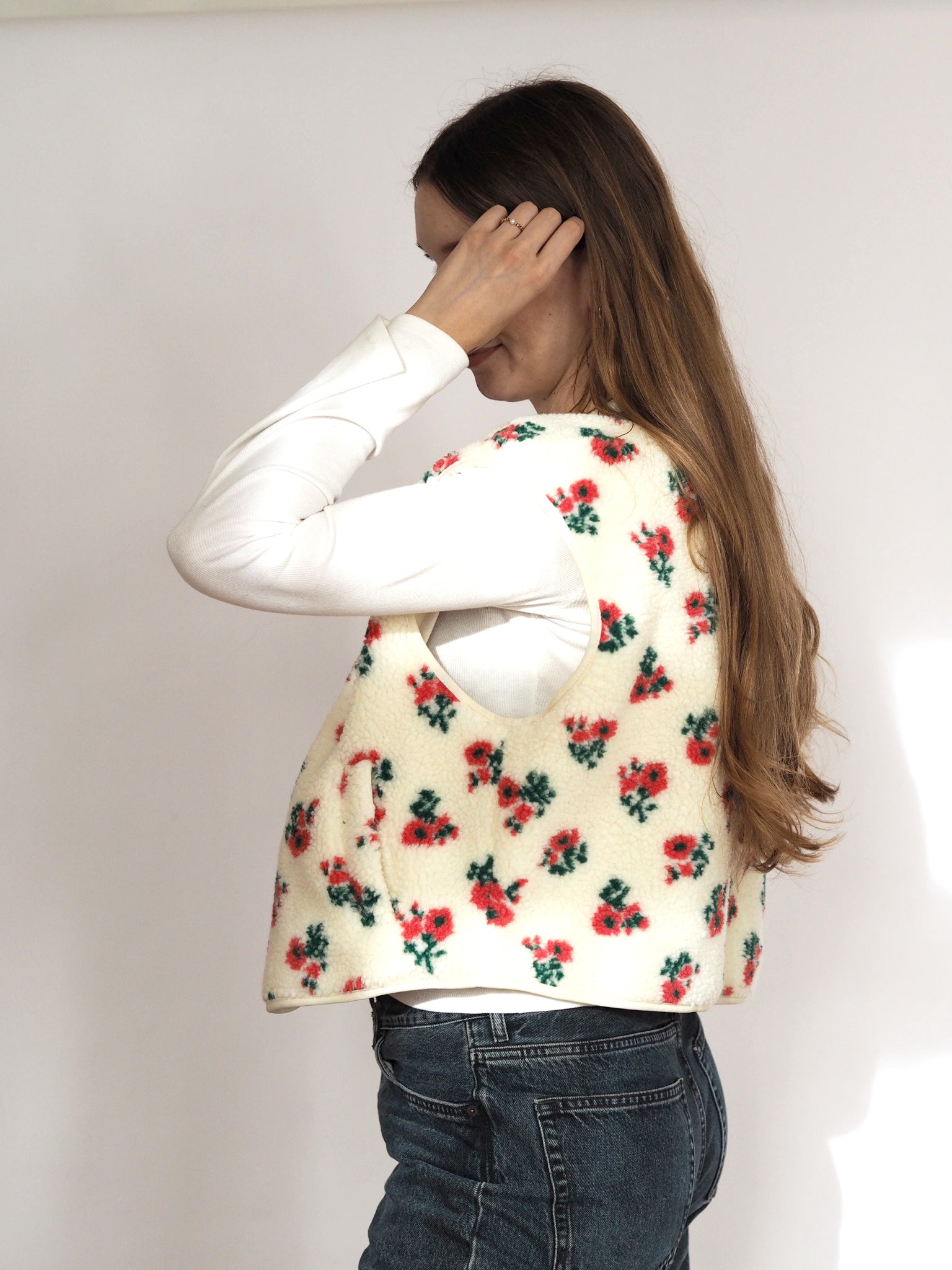 Strawberry Bloom Weste