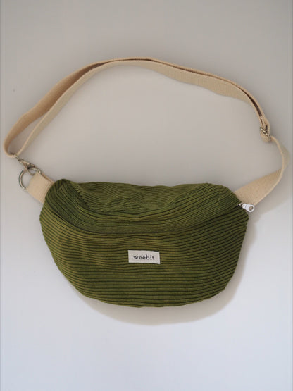 CORD BUMBAG GRÜN