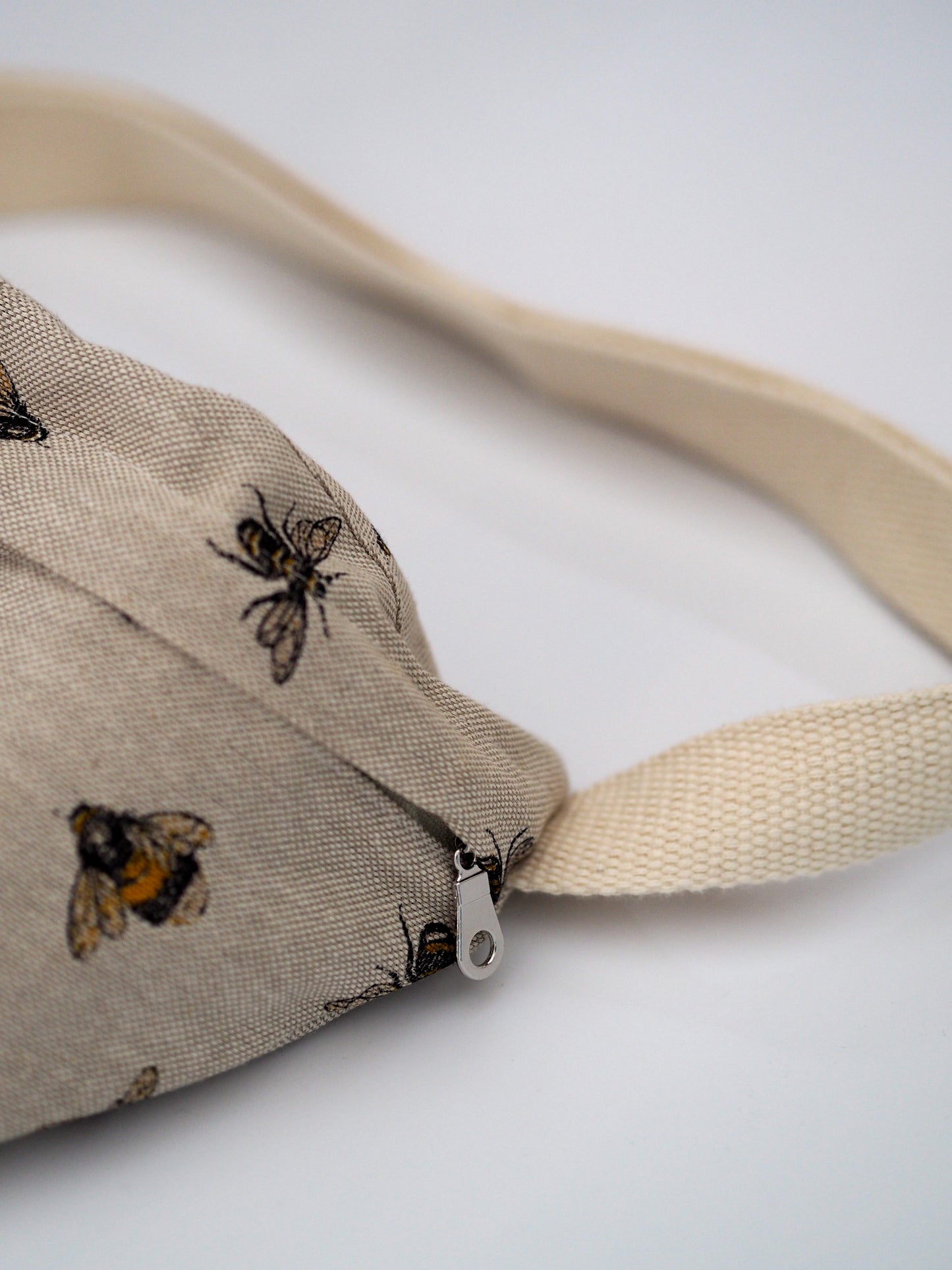 BUMBAG BEES